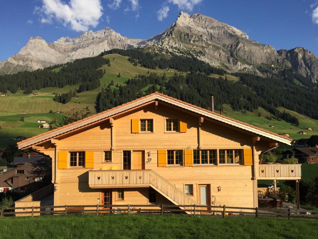 Chalet Butterfly Adelboden Esterno foto